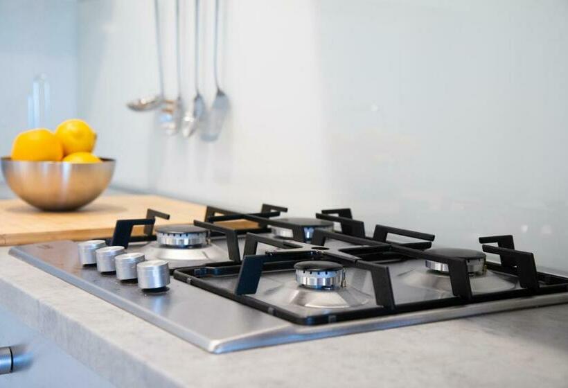 Pension (Hôtel basse catégorie) Altamothyca