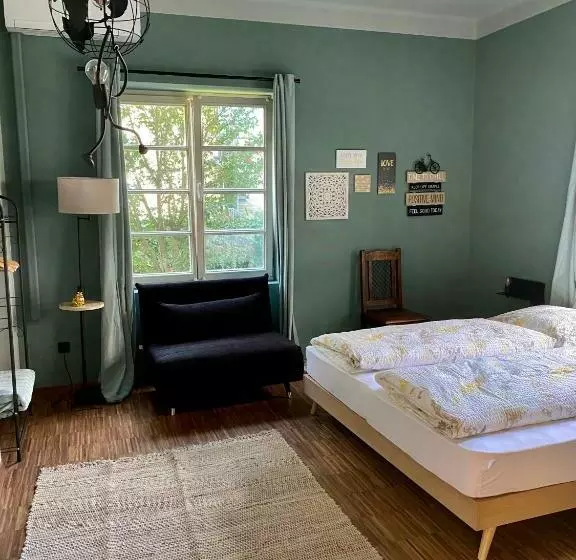 ユースホステル Sleep & Go  Meran Easy Staying