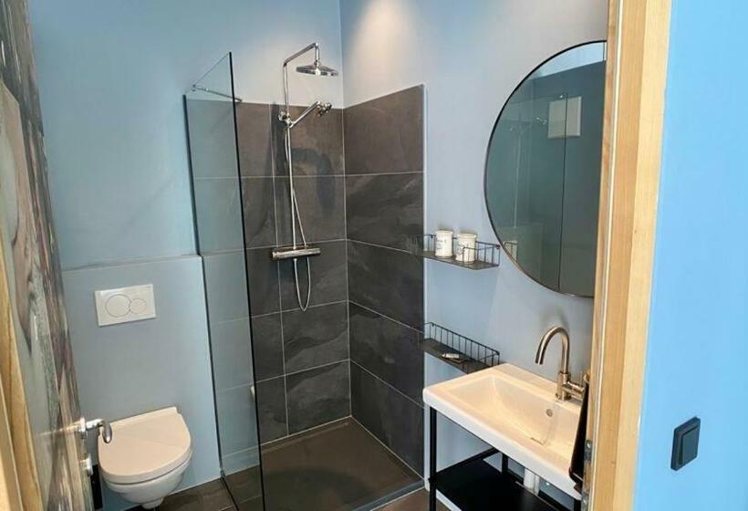 هاستل Sleep & Go  Meran Easy Staying