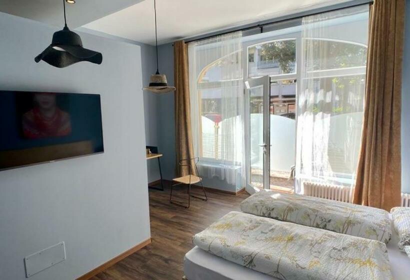 هاستل Sleep & Go  Meran Easy Staying