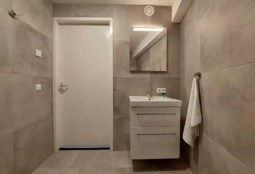 Bed and Breakfast Studio Sis