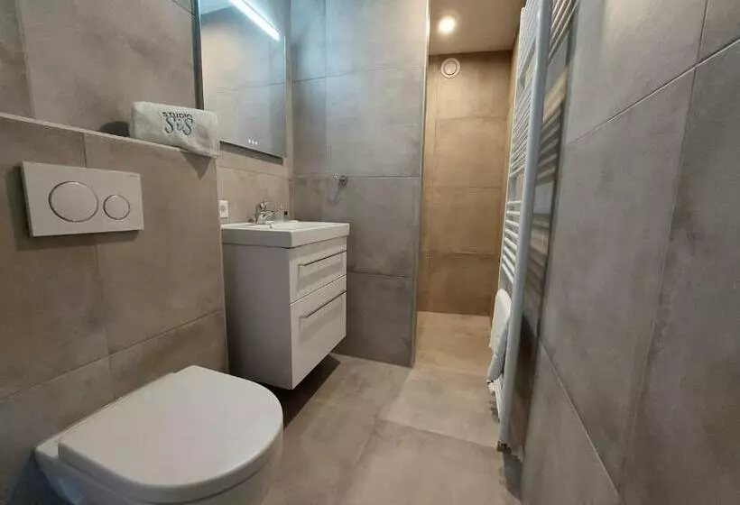 Bed and Breakfast Studio Sis