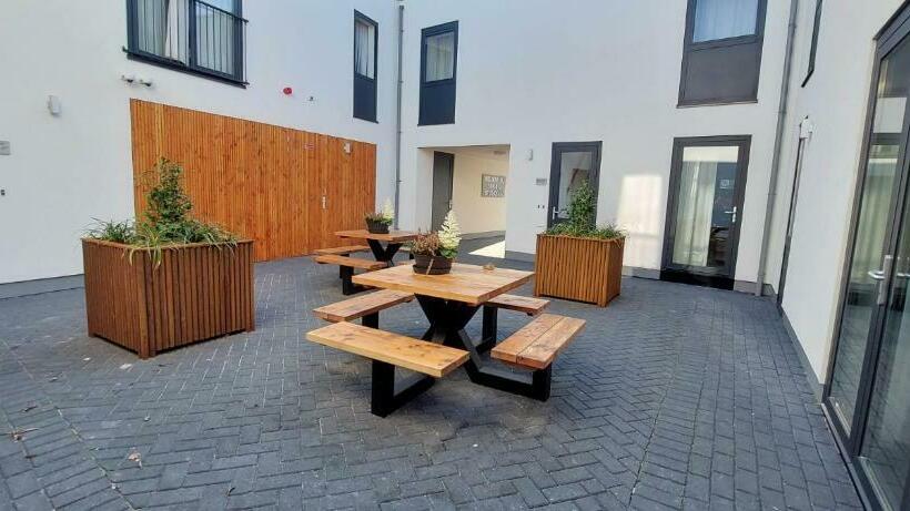 Bed and Breakfast Studio Sis