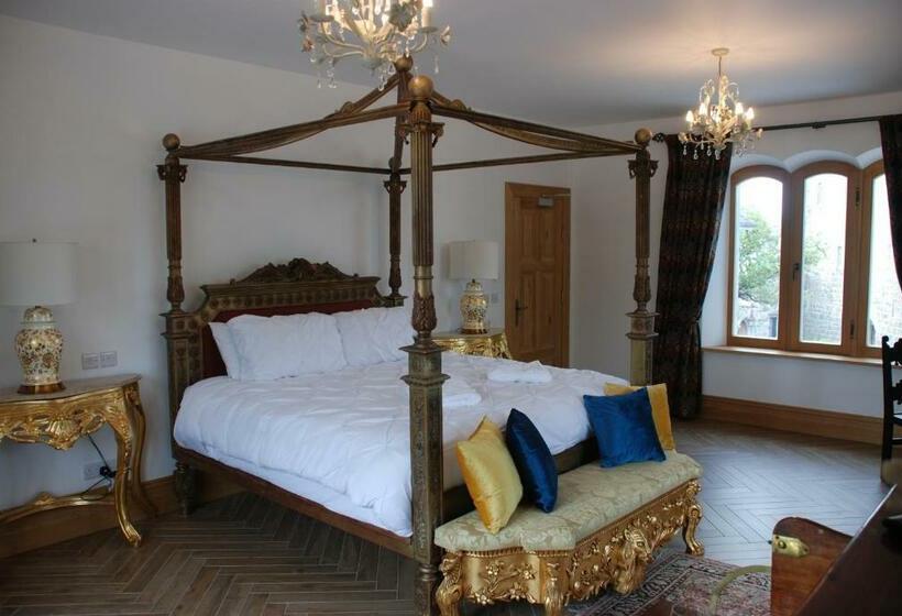 צימר Claregalway Castle