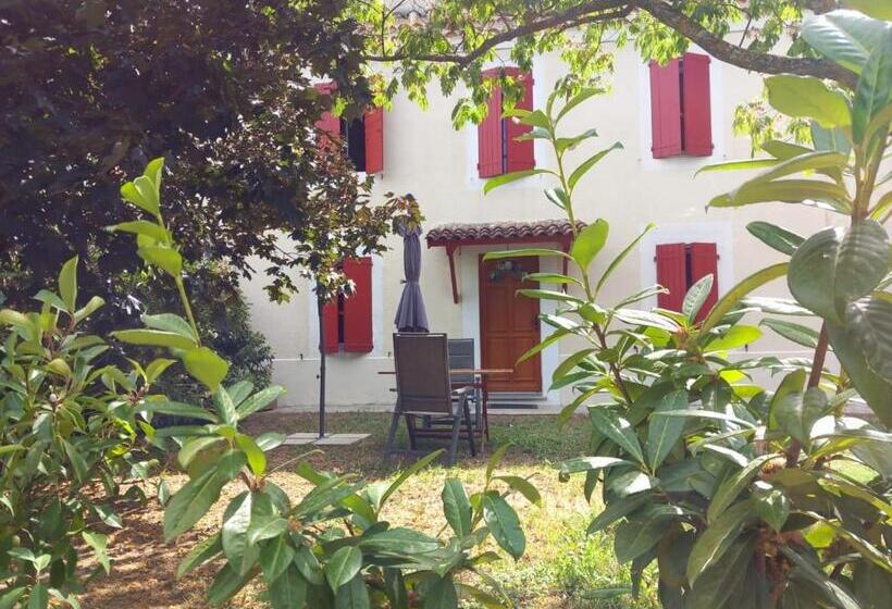 ベッドアンドブレックファースト Dacamaloya