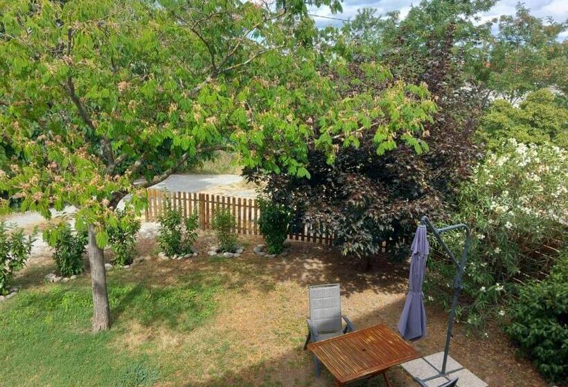 ベッドアンドブレックファースト Dacamaloya