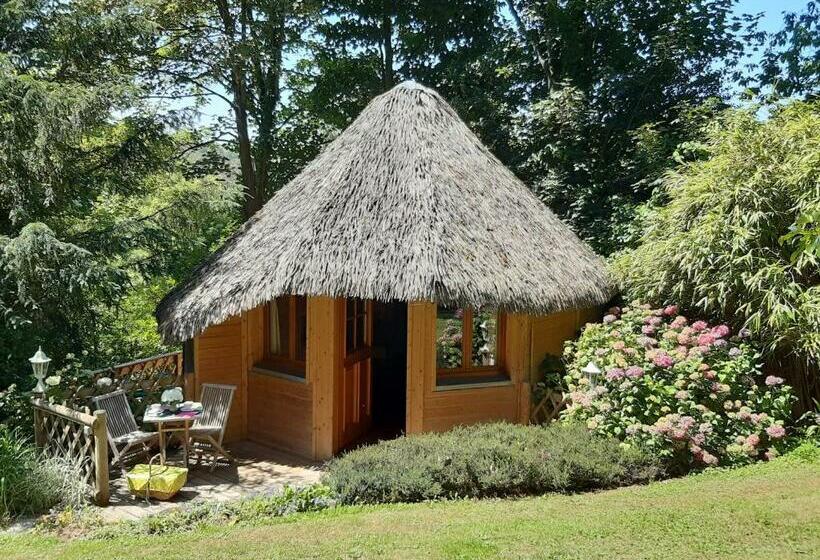 مبيت وإفطار La Cabane De Cécile La Hutte