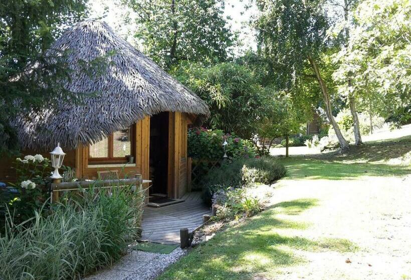 مبيت وإفطار La Cabane De Cécile La Hutte