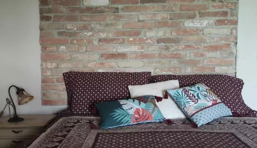 ベッドアンドブレックファースト La Terra Buona Guest House