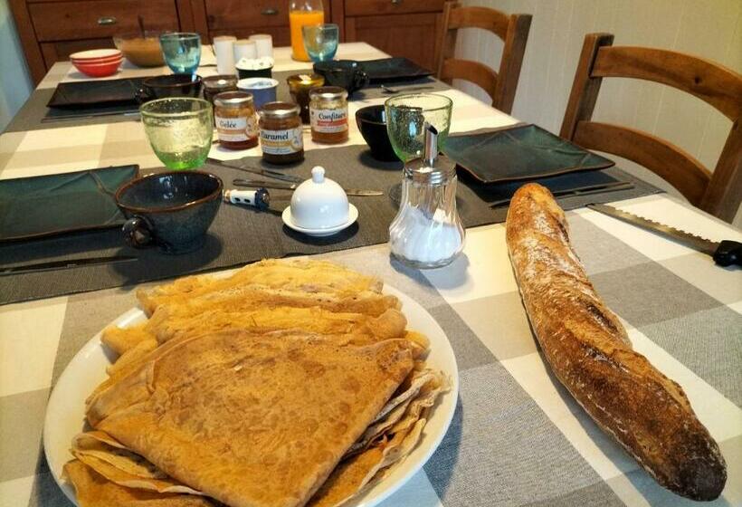 تختخواب و صبحانه Le Relais De Roscarven