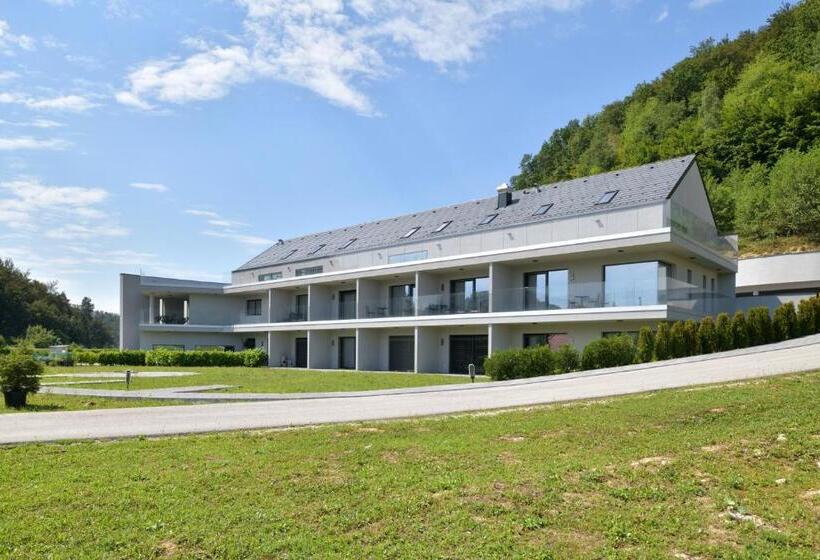 تختخواب و صبحانه Ti