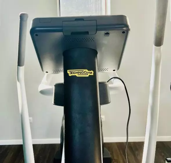 تختخواب و صبحانه Ti