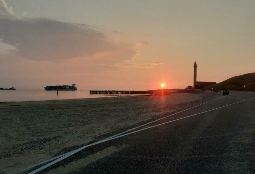 פנסיון Huize De Koeie