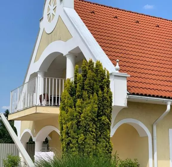 Majatalo Lilium Villa Hévíz