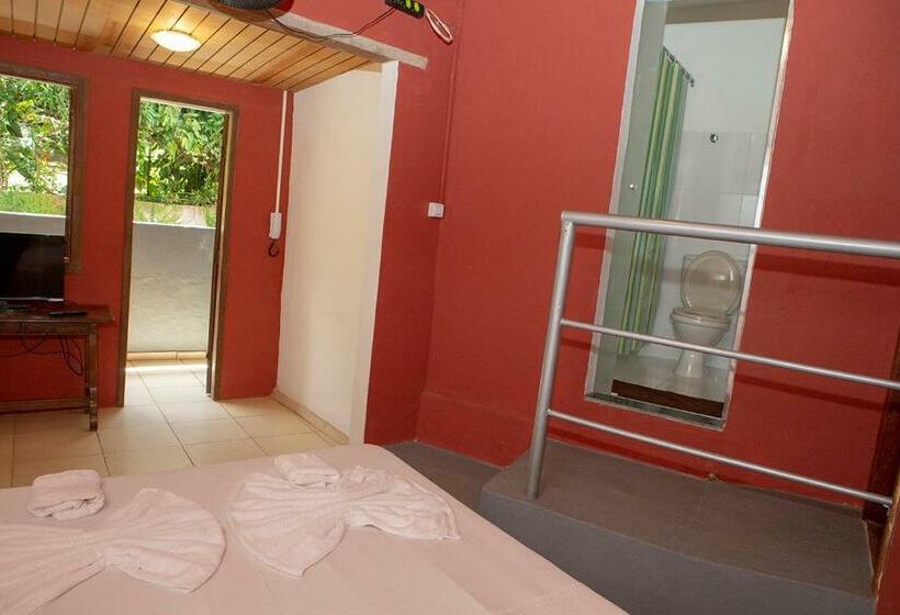 Pensionat Planeta Macacos