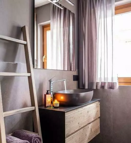 Majatalo Suite Mia