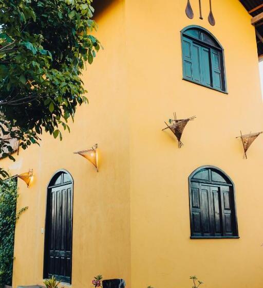 Pensjonat Vila Ypáwa 150 M Centro 30 M Praia Lago Verde