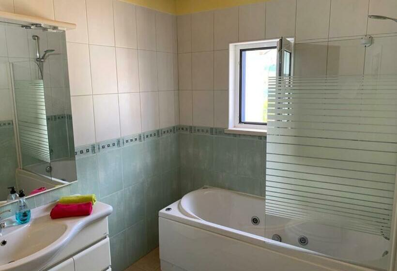 بنسيون Windy S Guest House