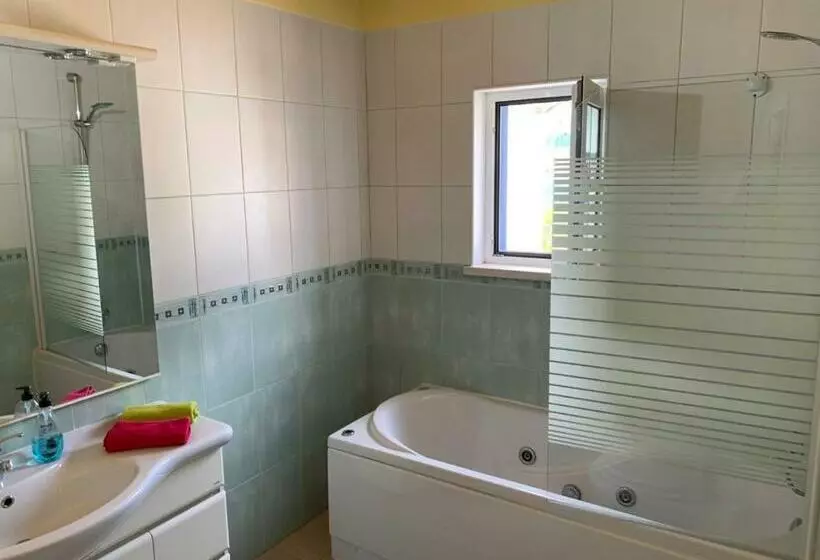 Majatalo Windy S Guest House