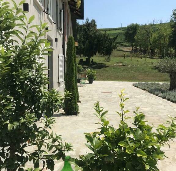 Sotto La Vigna Charm Stay Adults Only Vacation Bed And Breakfast Room