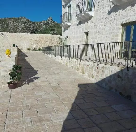 ベッドアンドブレックファースト Masseria Torre Saracena