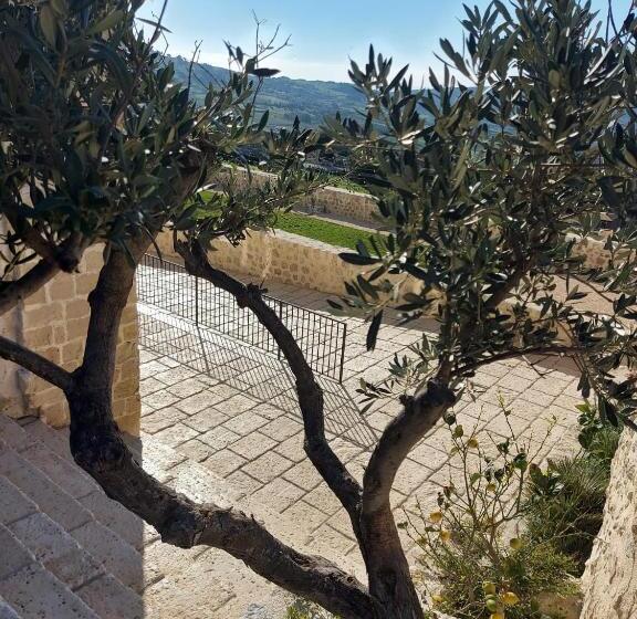 민박 Masseria Torre Saracena