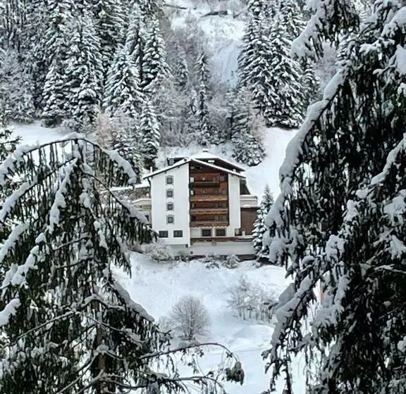 هتل Buckelhof