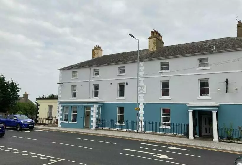 Hotelli Rooms@mourne