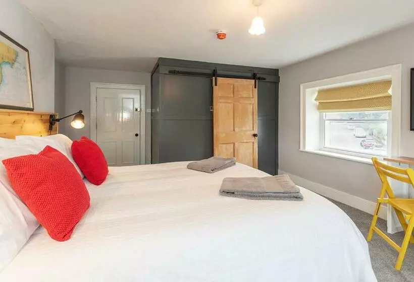 Hotelli Rooms@mourne