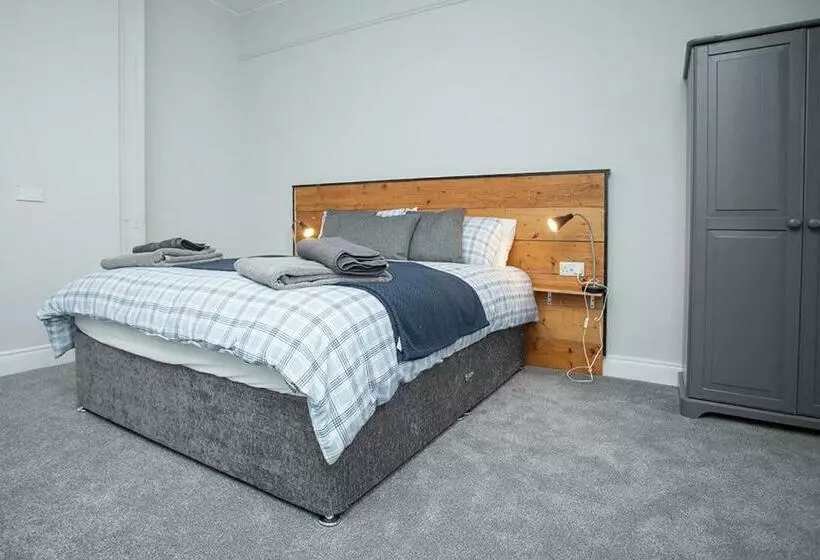 Hotelli Rooms@mourne