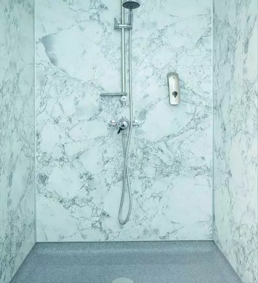 Hotelli Rooms@mourne