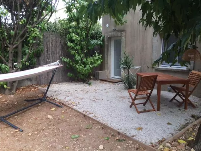 Majatalo Chambre Indépendante Avec Terrasse Privée Et Piscine