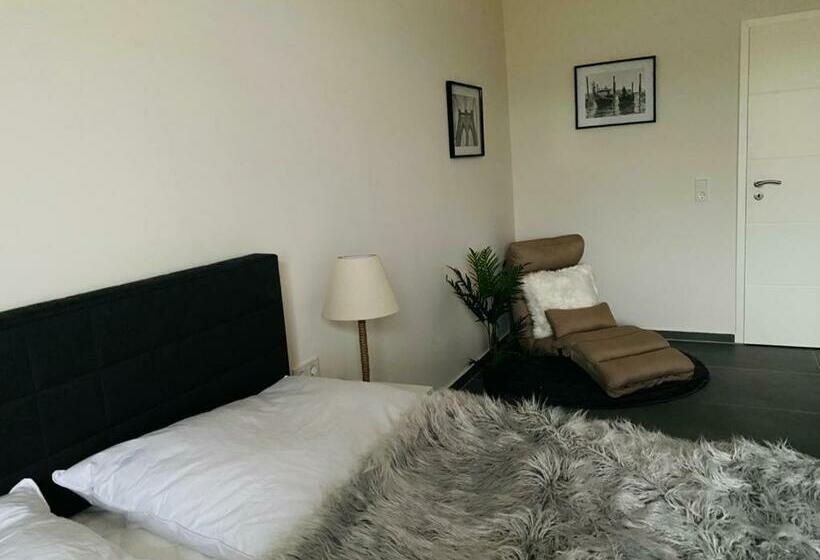 پانسیون Ferienwohnungen An Der Deichstraße 2. Og