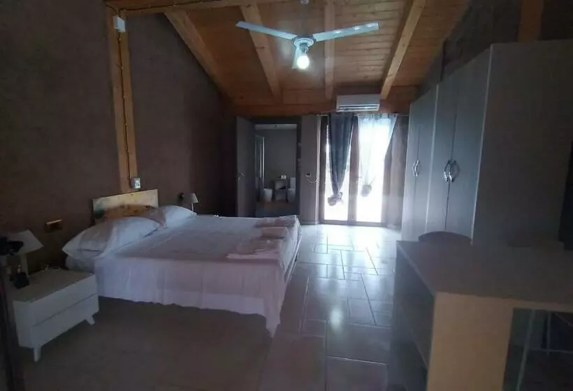 پانسیون La Casa Di Paglia