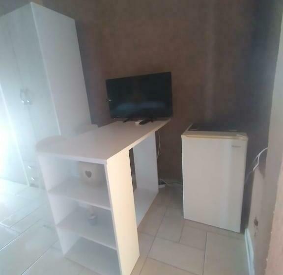 بنسيون La Casa Di Paglia