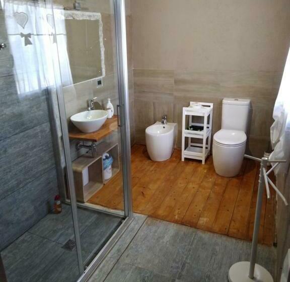 بنسيون La Casa Di Paglia