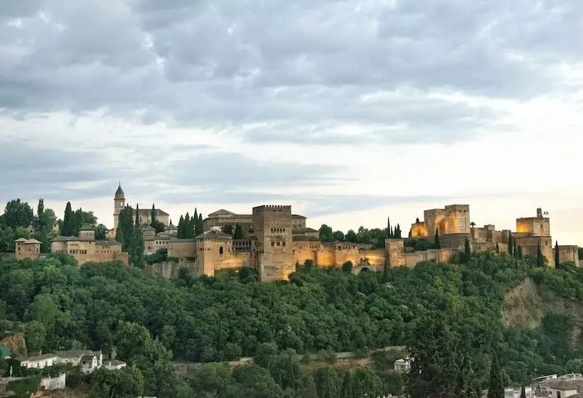 Apartamentos Montesclaros