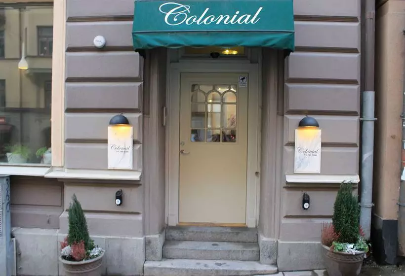 בית מלון כפרי Colonial