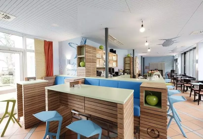 Hi Youth Hostel Lindau