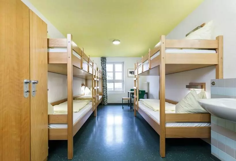Hi Youth Hostel Lindau