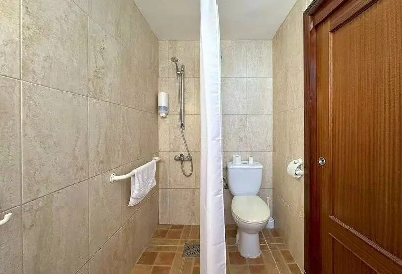 Hôtel (catégorie 1/2 *) Pensión Recogidas