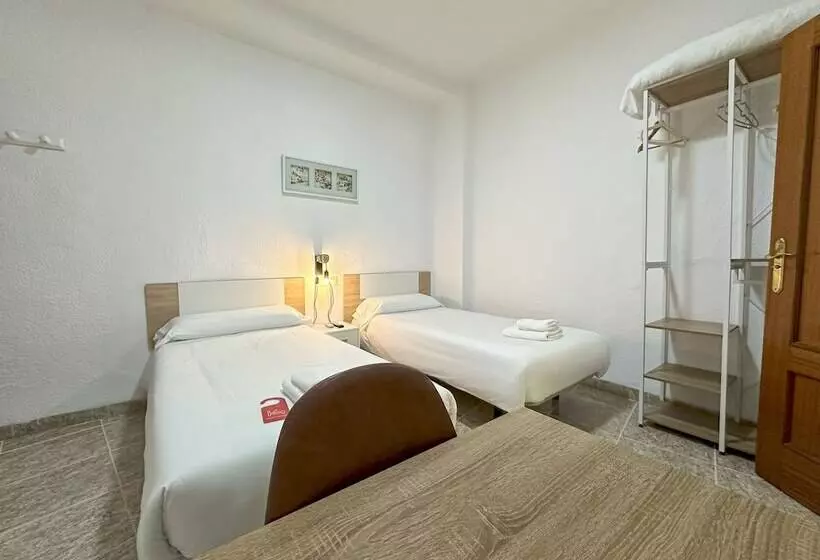 Hôtel (catégorie 1/2 *) Pensión Recogidas