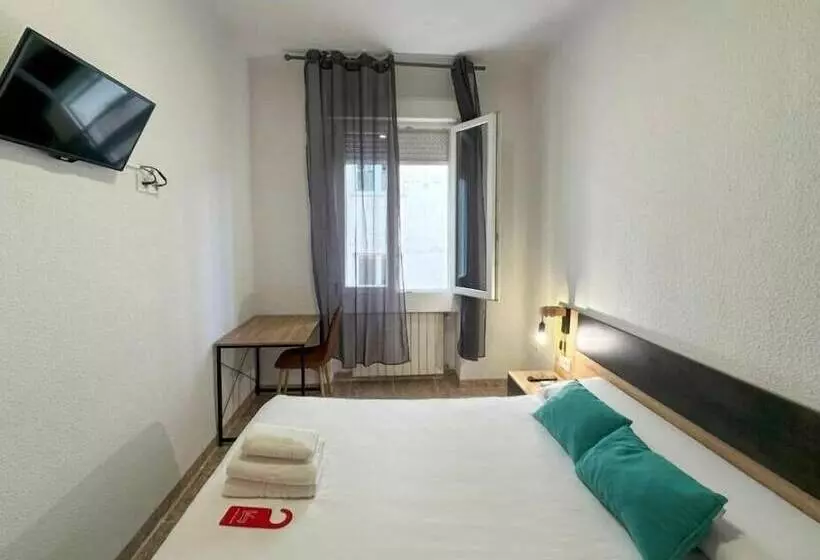 Hôtel (catégorie 1/2 *) Pensión Recogidas