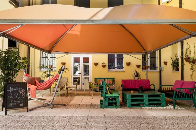 Hôtel (catégorie 1/2 *) Ostello San Filippo Neri