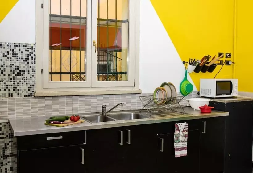 مسافرخانه Ostello San Filippo Neri