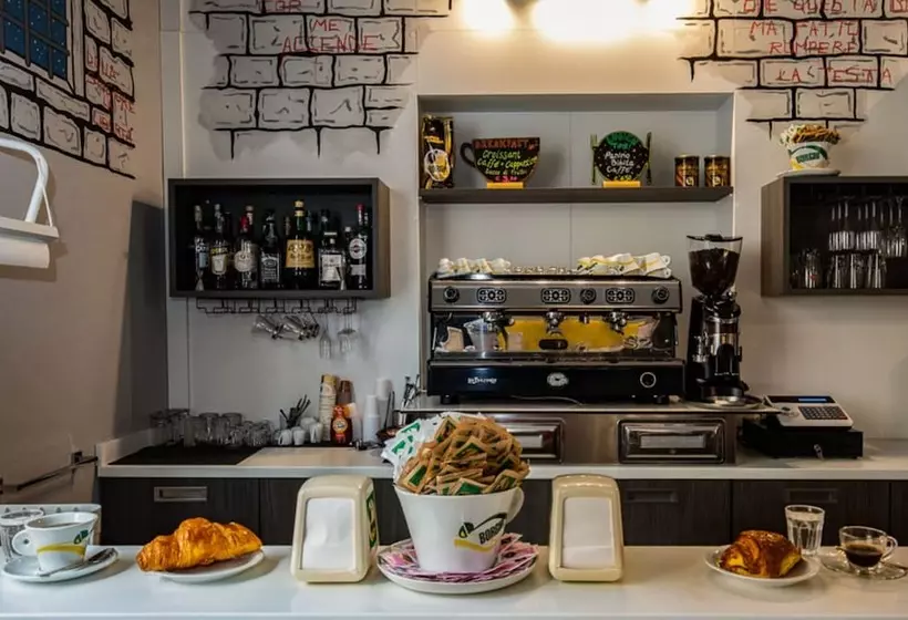 مسافرخانه Ostello San Filippo Neri