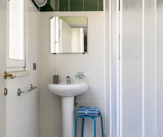 Hôtel (catégorie 1/2 *) Ostello San Filippo Neri