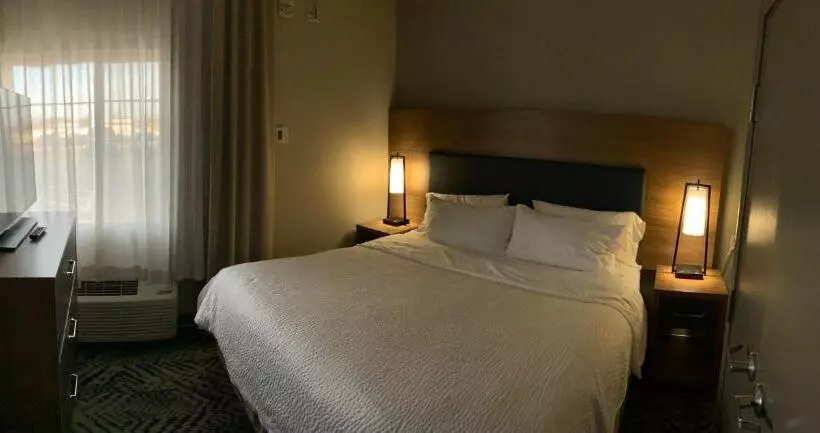 هتل Candlewood Suites Oklahoma City Moore, An Ihg