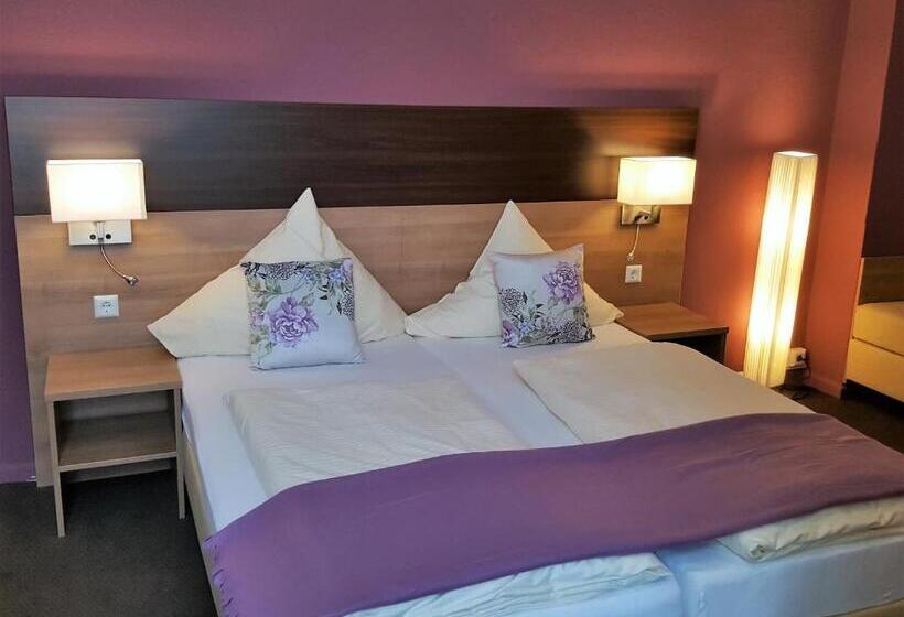 בית מלון כפרי Flora