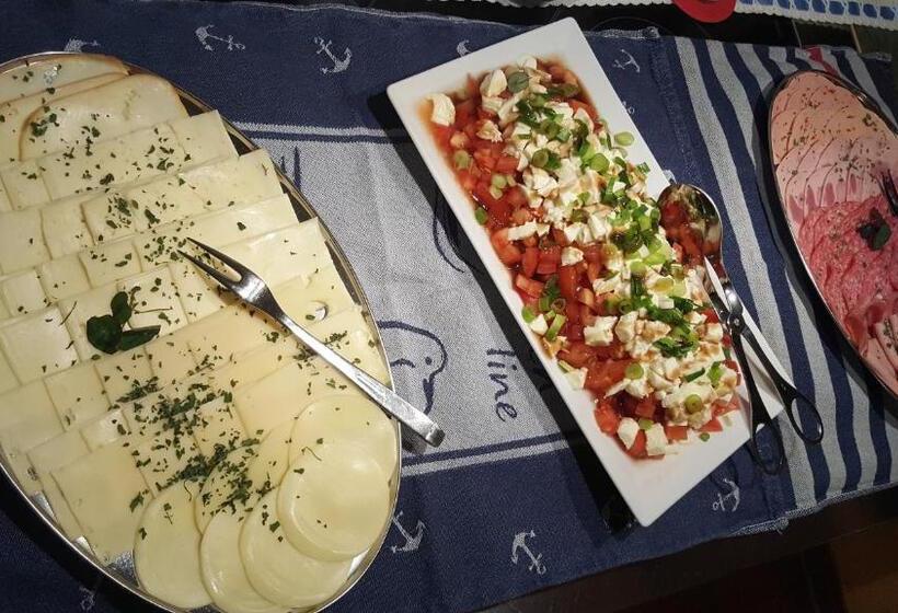 Отель Greifennest